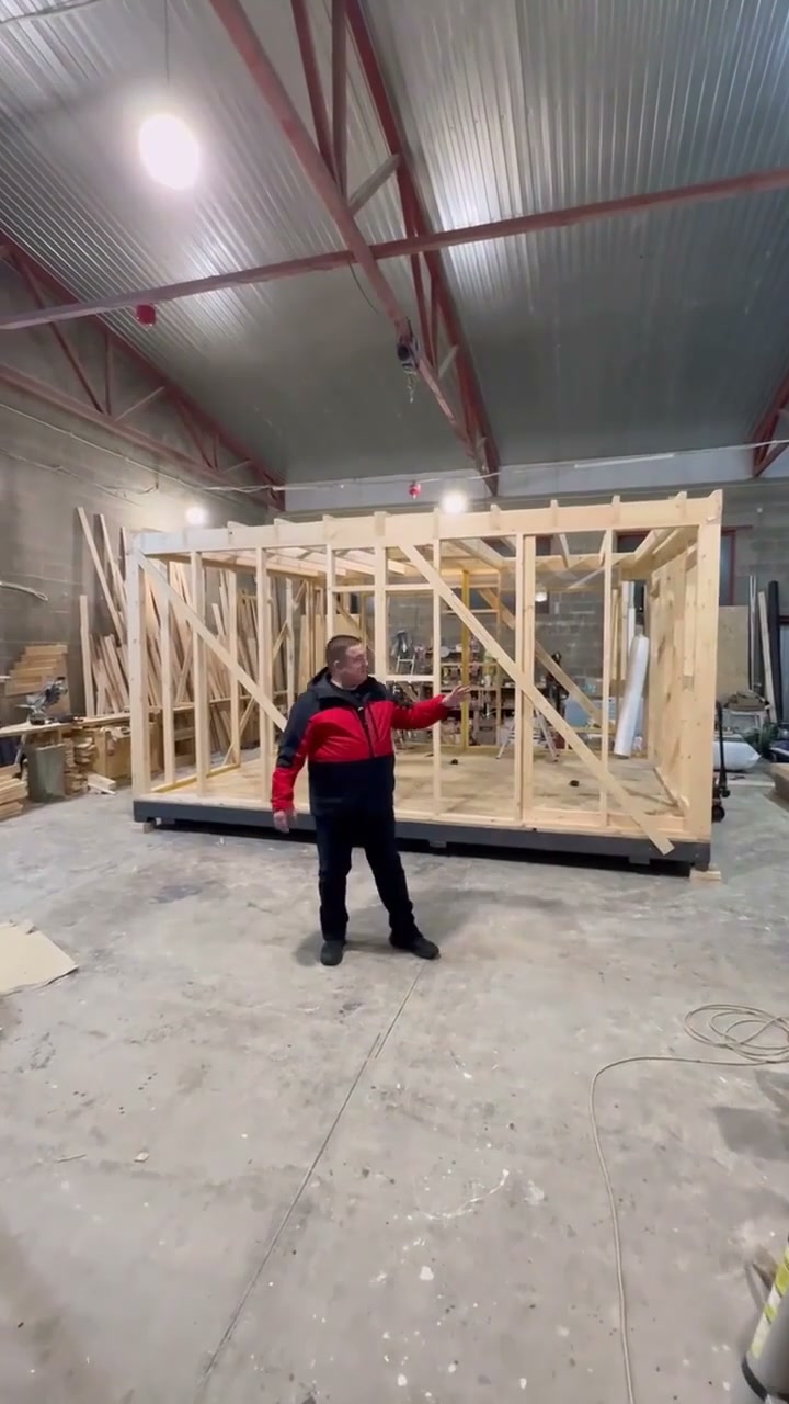 How a modular home's frame is built